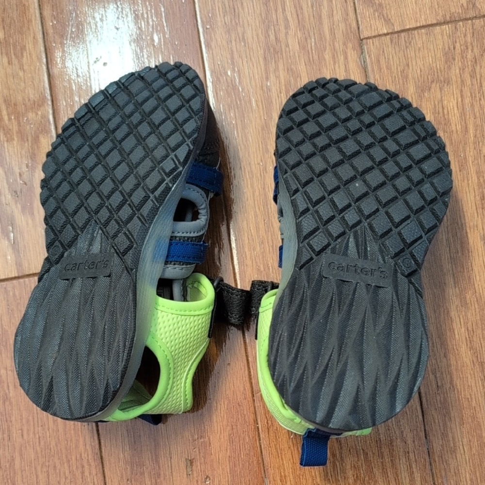 Kids Gray and Neon Green Active Sandals - Picture 5 of 9